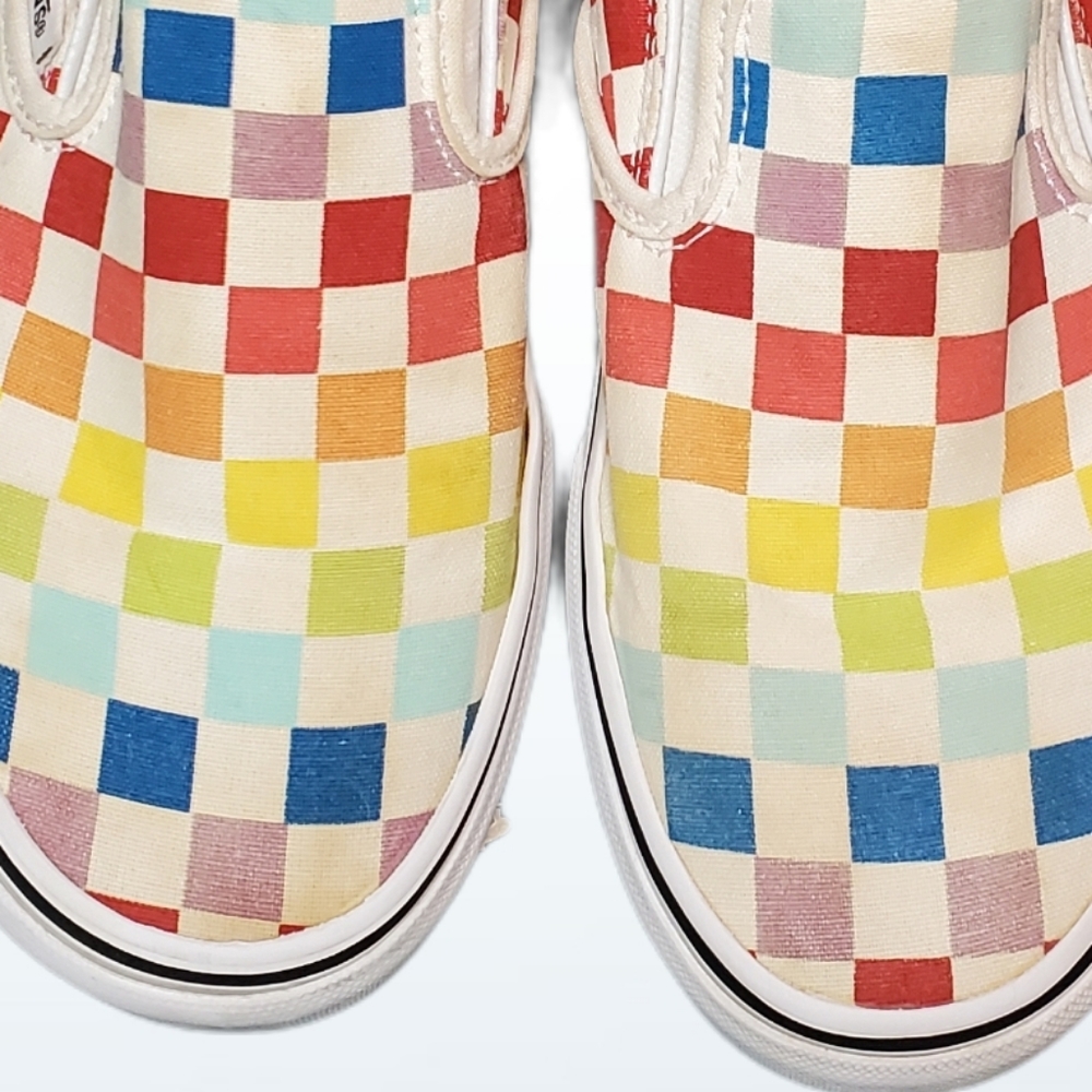 Van's Classic Rainbow Checkered Skate Shoe - Picture 4 of 10